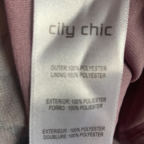 City Chic NEW Blouse Floral Short Sleeve V-neck Rosewood XXL Career Casual - Picture 8 of 12